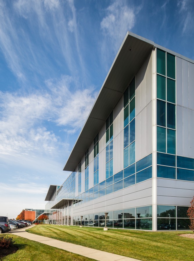 architectural photography, photographer, exterior photography, matt dula, rolling meadows, atrium